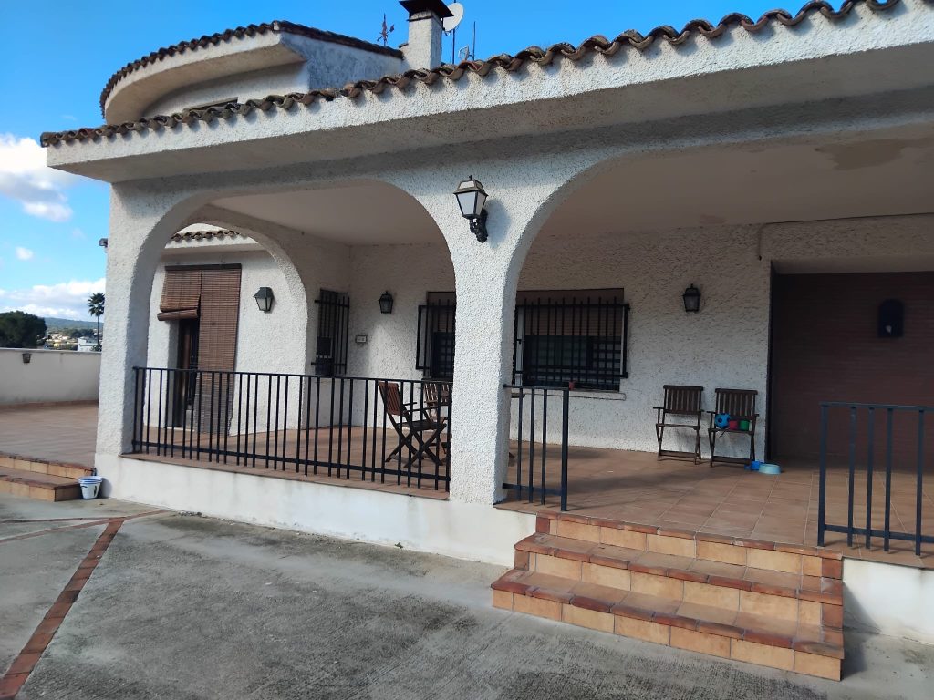 72bfb714-e1ce-416b-9532-12db97491a03